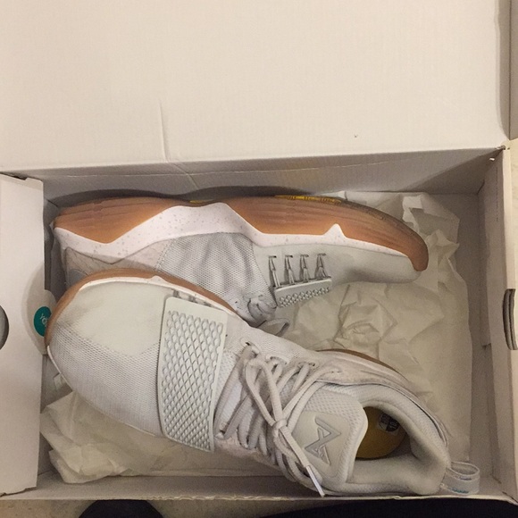 Paul George 2’s - Picture 1 of 3